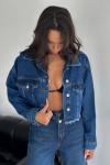 Kadın Koyu Mavi Saçaklı Çift Cepli Önü Düğmeli Lazer Kesim Crop Denim Kot Jean Ceket